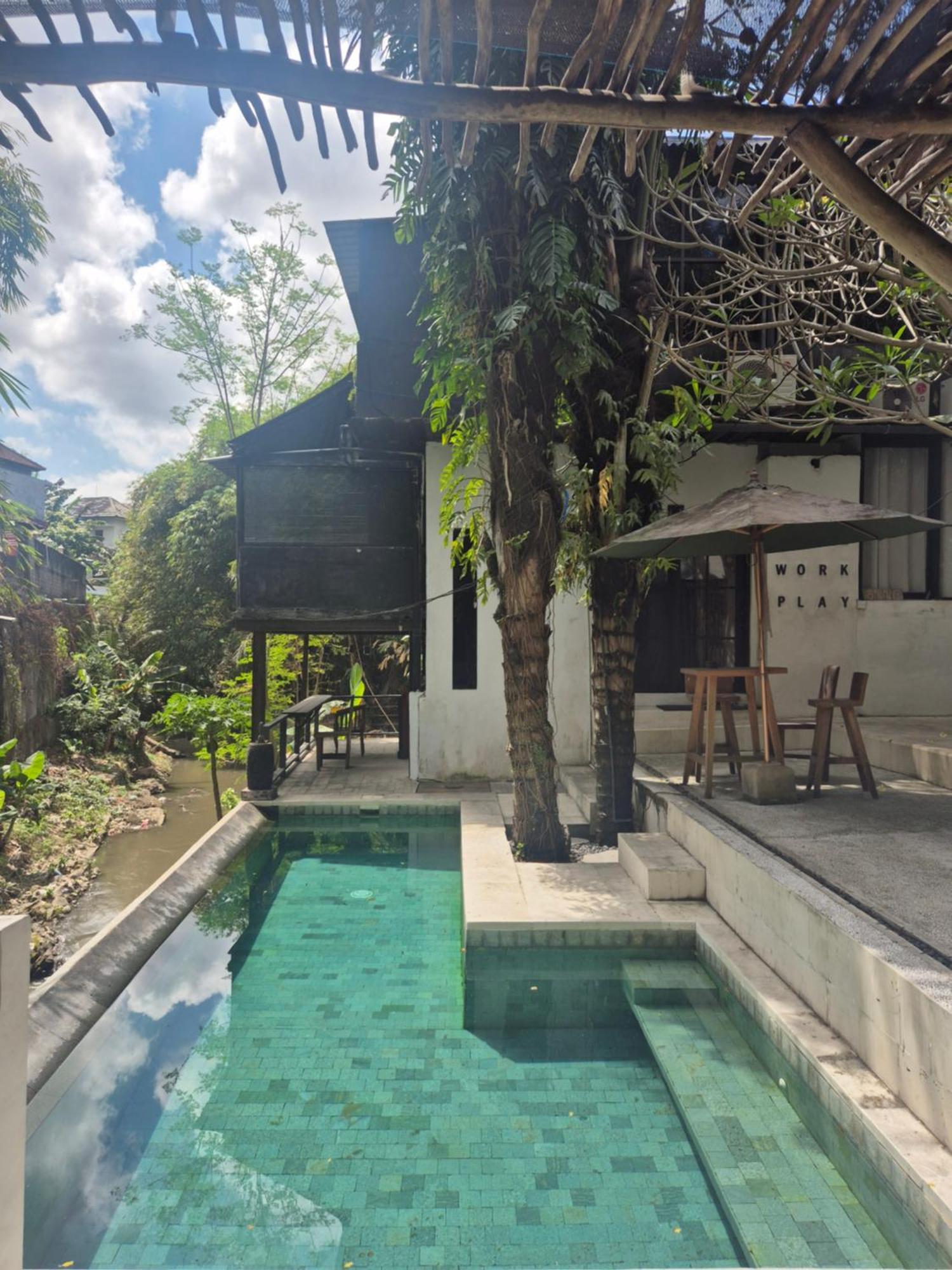 Hotel The Paica Denpasar Exterior foto